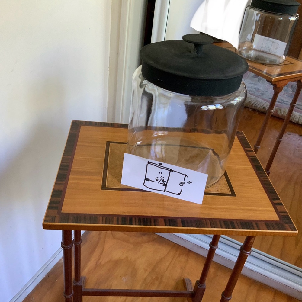 Glass cookie jar